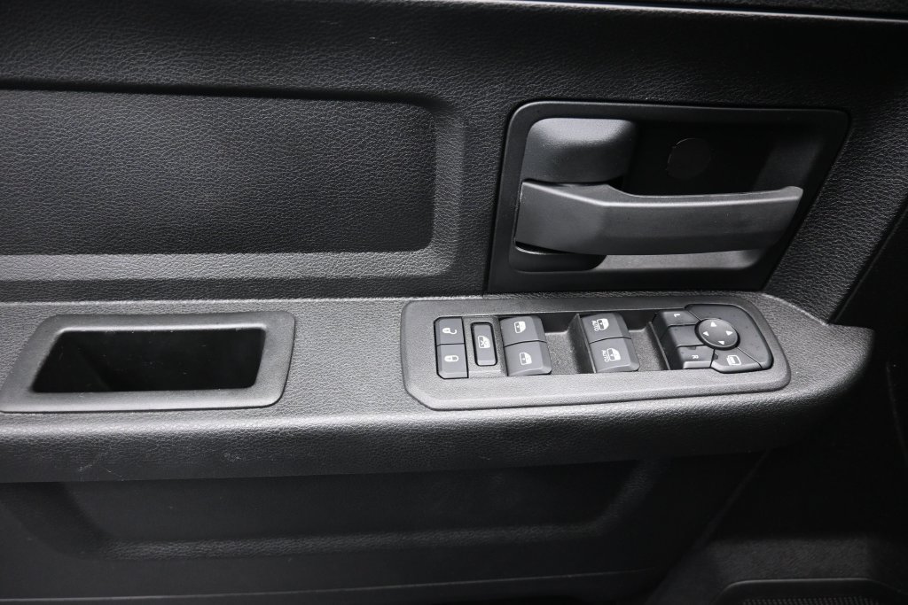 Used 2025 RAM 3500 Tradesman AWD/4WD image 13
