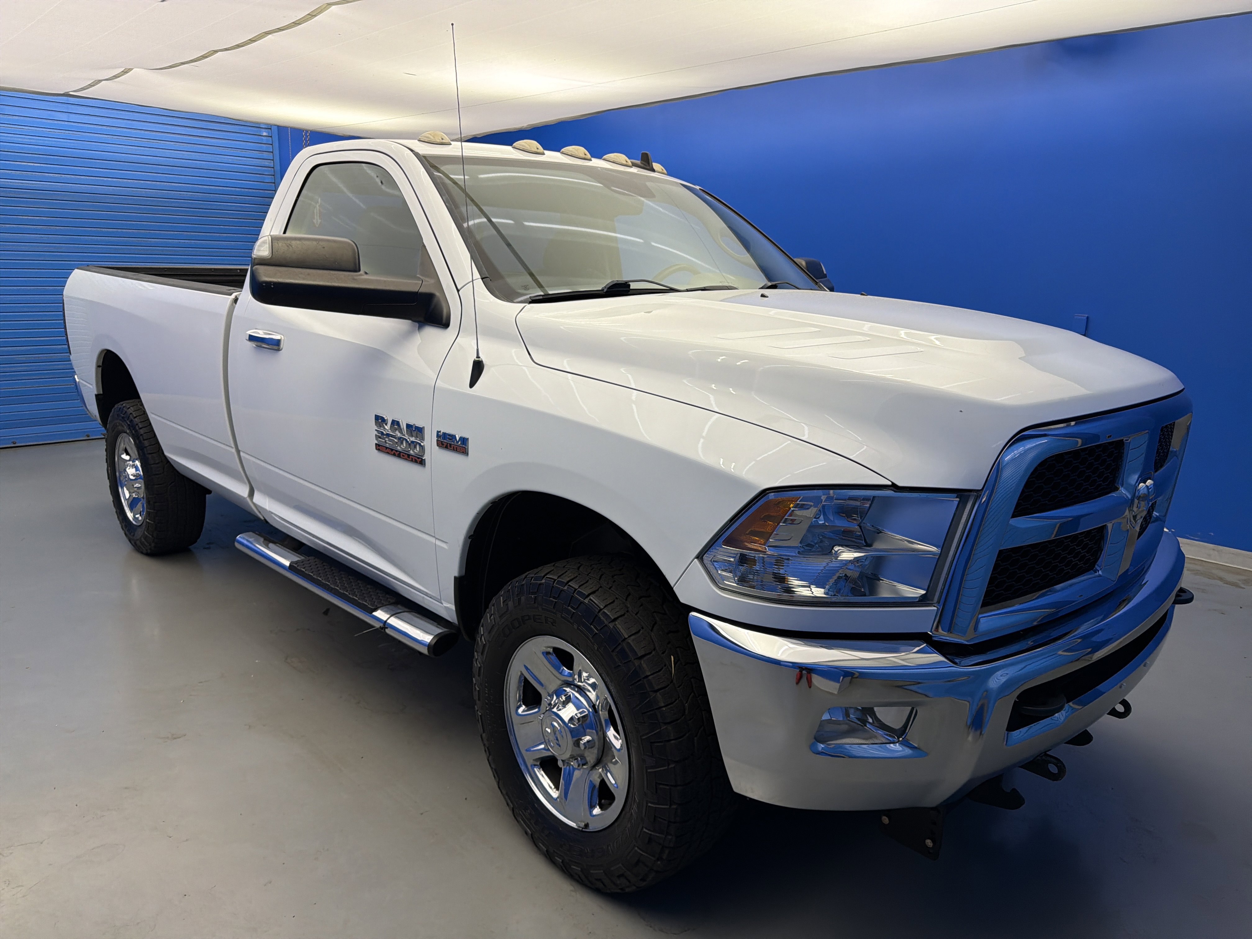Used 2016 RAM 2500 SLT w/ Popular Equipment Group AWD/4WD image 2