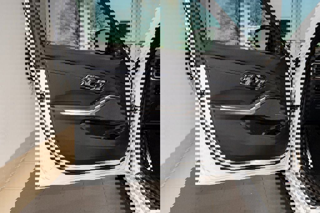 Used 2021 BMW M340i xDrive w/ Premium Package image 12