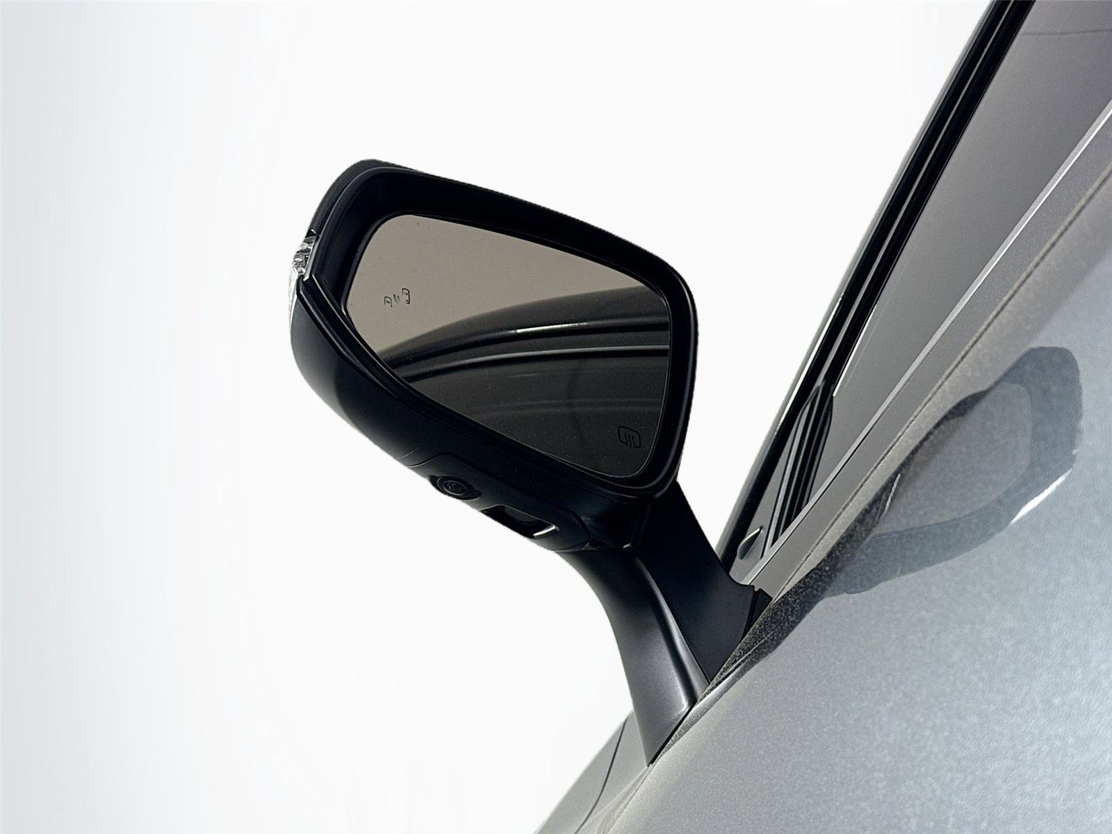 Used 2022 Toyota Highlander Platinum FWD image 5
