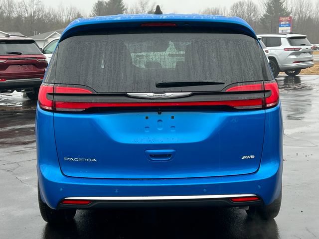 New 2026 Chrysler Pacifica Select AWD/4WD image 45