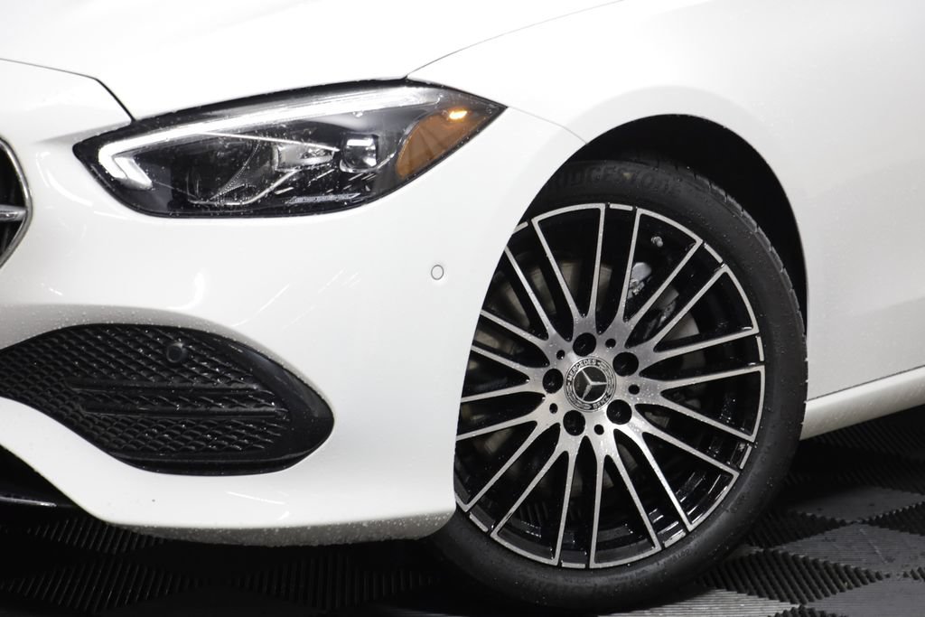Used 2023 Mercedes-Benz C 300 4MATIC Sedan image 3