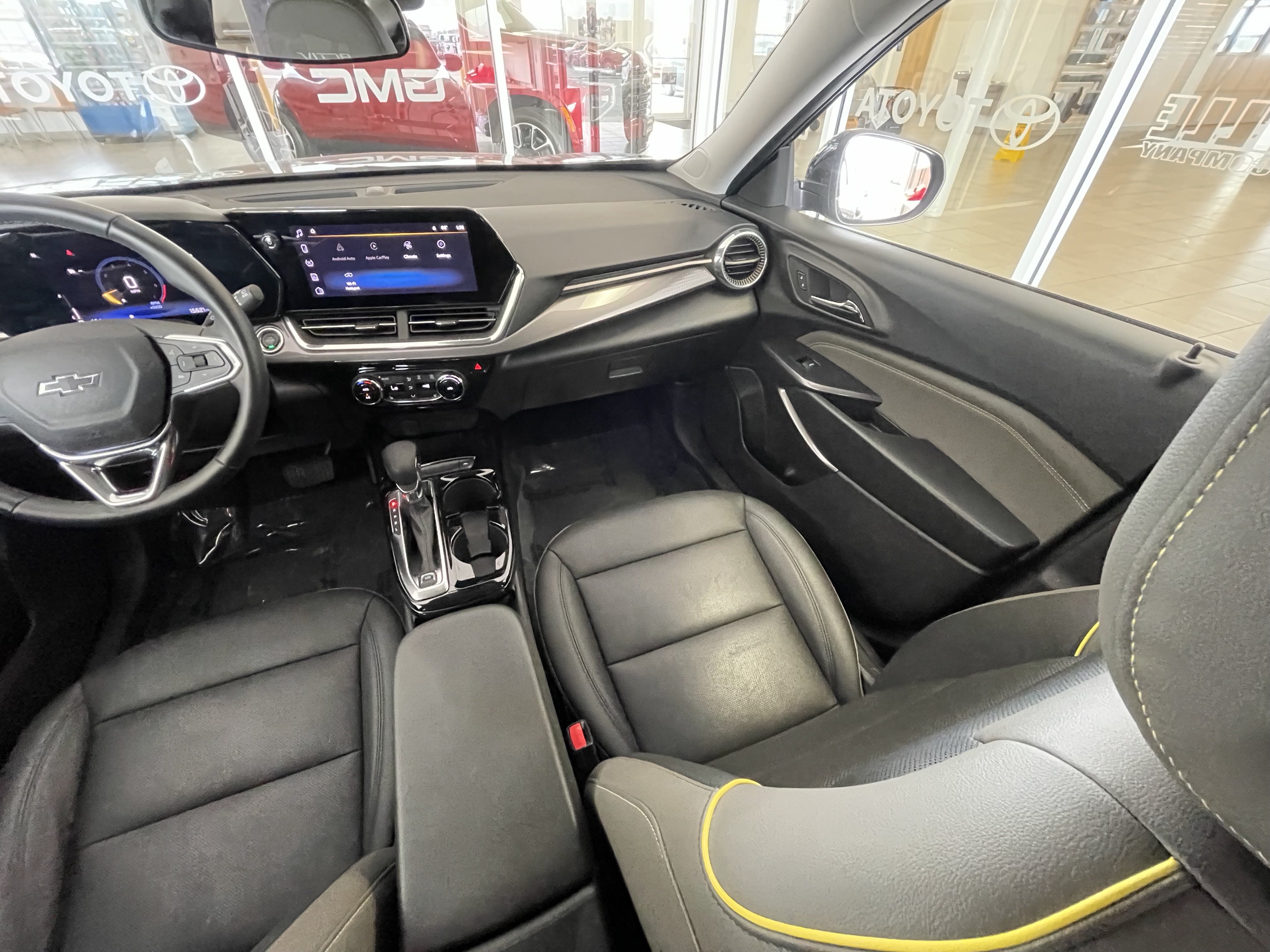 Certified 2025 Chevrolet Trax ACTIV w/ Driver Confidence Package FWD image 27