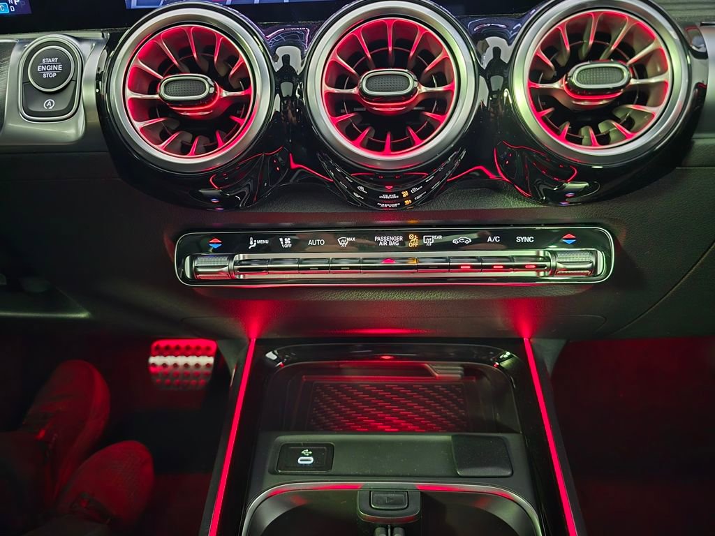 New 2026 Mercedes-Benz GLB 250 4MATIC image 16