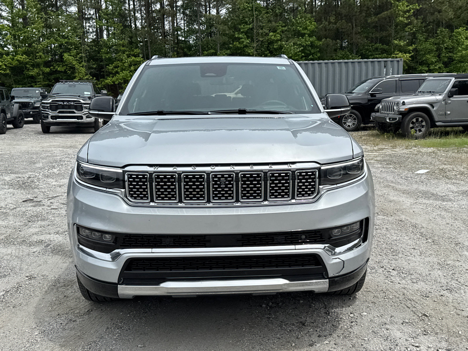 Certified 2024 Jeep Grand Wagoneer Series III AWD/4WD image 3