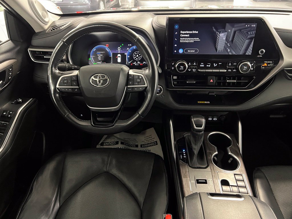 Used 2023 Toyota Highlander Limited AWD/4WD image 35