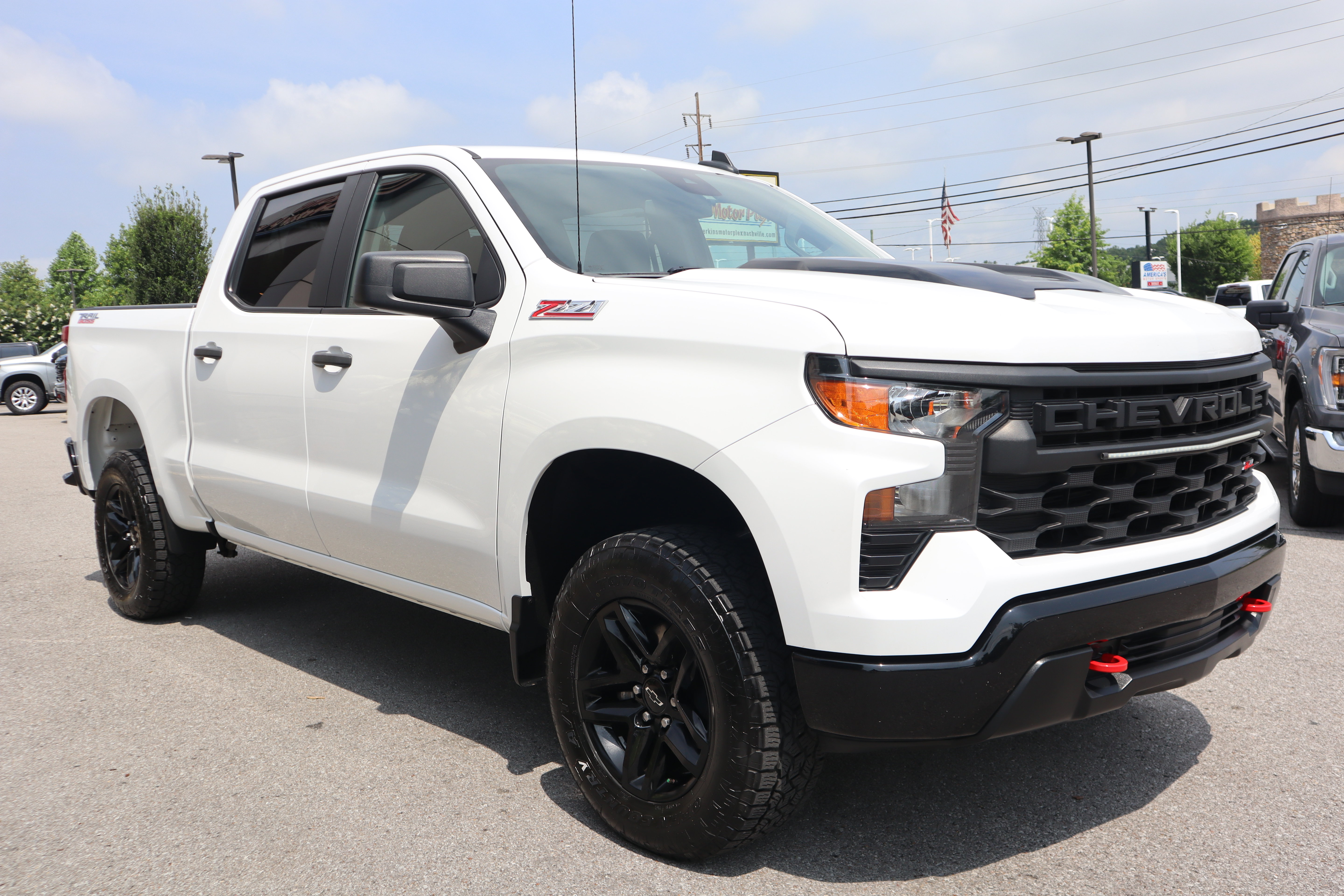 Used 2022 Chevrolet Silverado 1500 Custom Trail Boss AWD/4WD image 5