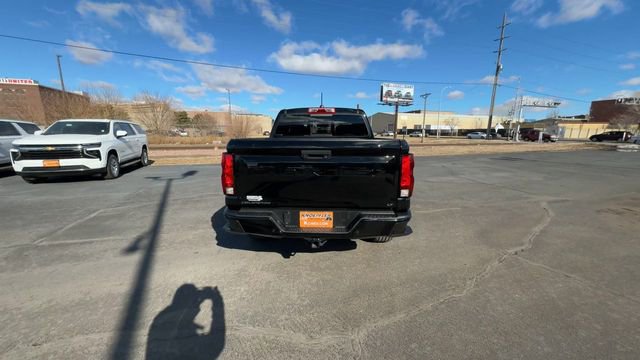 Used 2023 Chevrolet Colorado LT w/ LT Convenience Package II image 7
