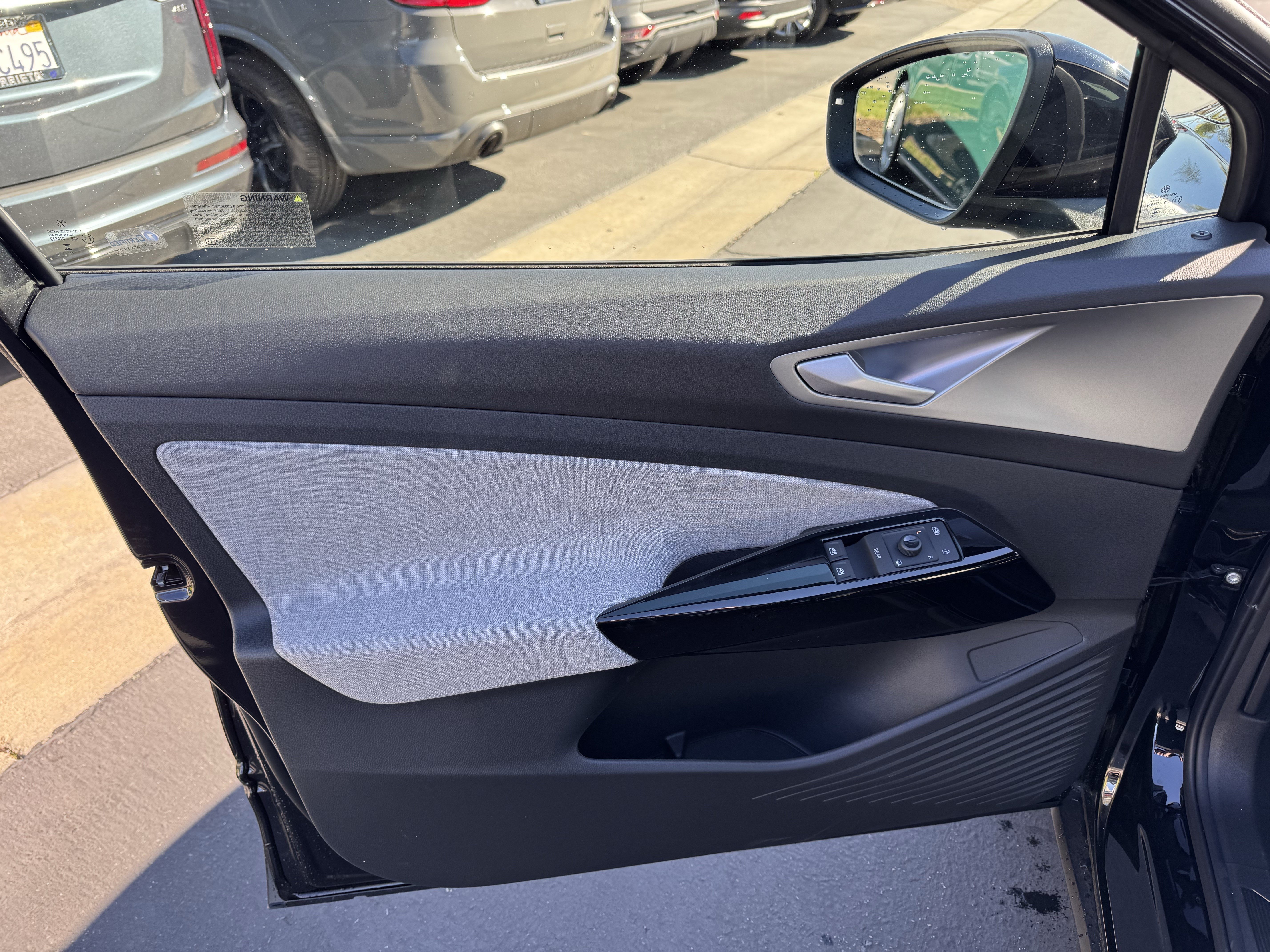 New 2026 Volkswagen ID.4 Pro RWD image 12