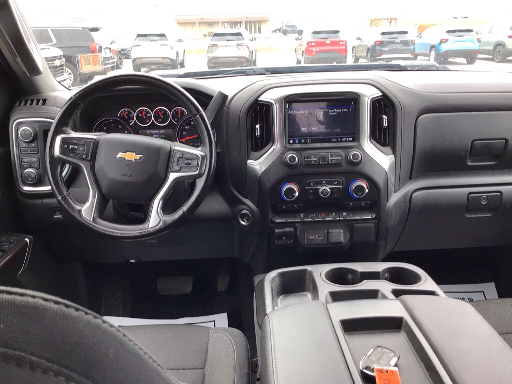 Used 2023 Chevrolet Silverado 3500 LT w/ Convenience Package AWD/4WD image 14