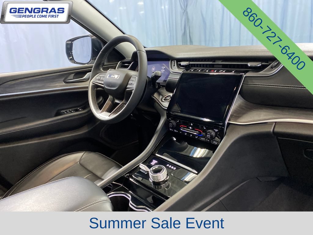 Used 2023 Jeep Grand Cherokee L Limited AWD/4WD image 45