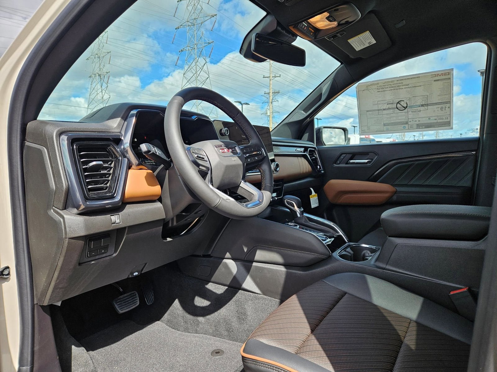 New 2026 GMC Canyon AT4 w/ AT4 Premium Package AWD/4WD image 10