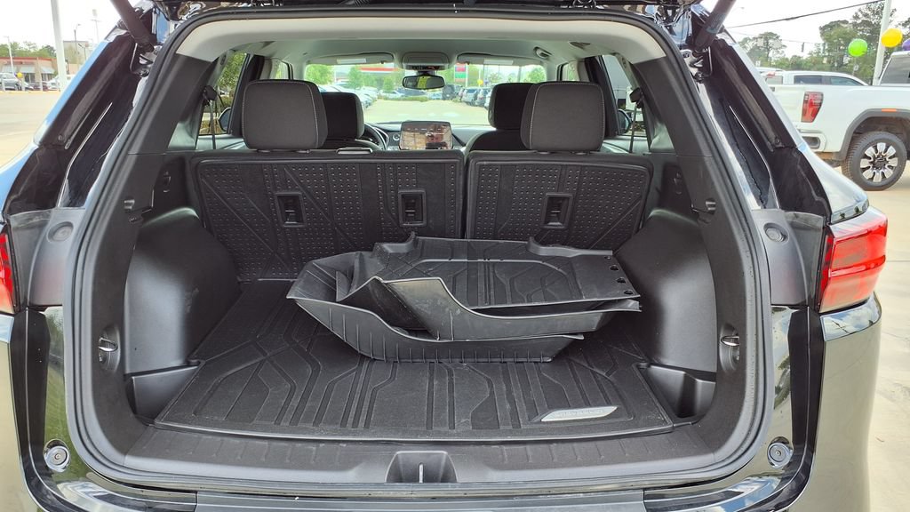 Used 2024 Chevrolet Blazer LT w/ Convenience Package FWD image 19