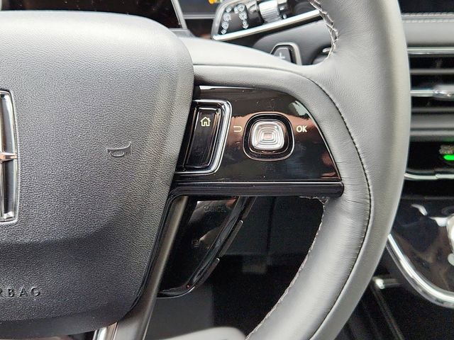 New 2025 Lincoln Corsair Reserve w/ Equipment Group 202A image 18