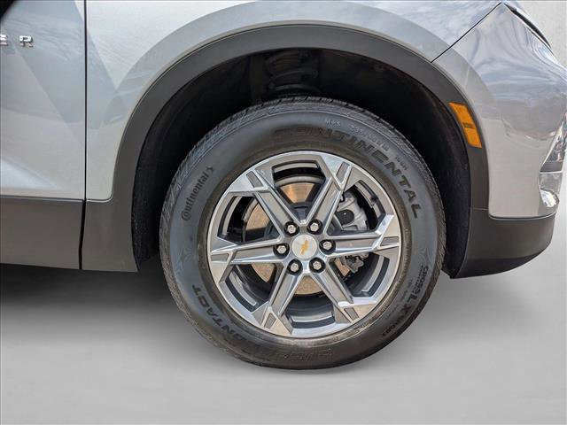 Used 2025 Chevrolet Blazer LT image 25