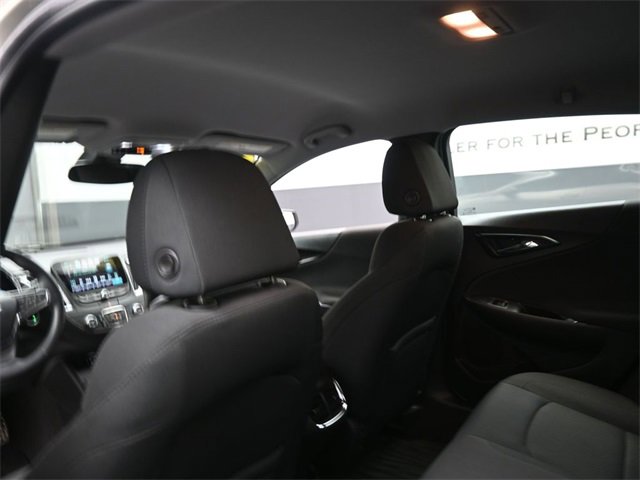 Used 2016 Chevrolet Malibu LT image 23