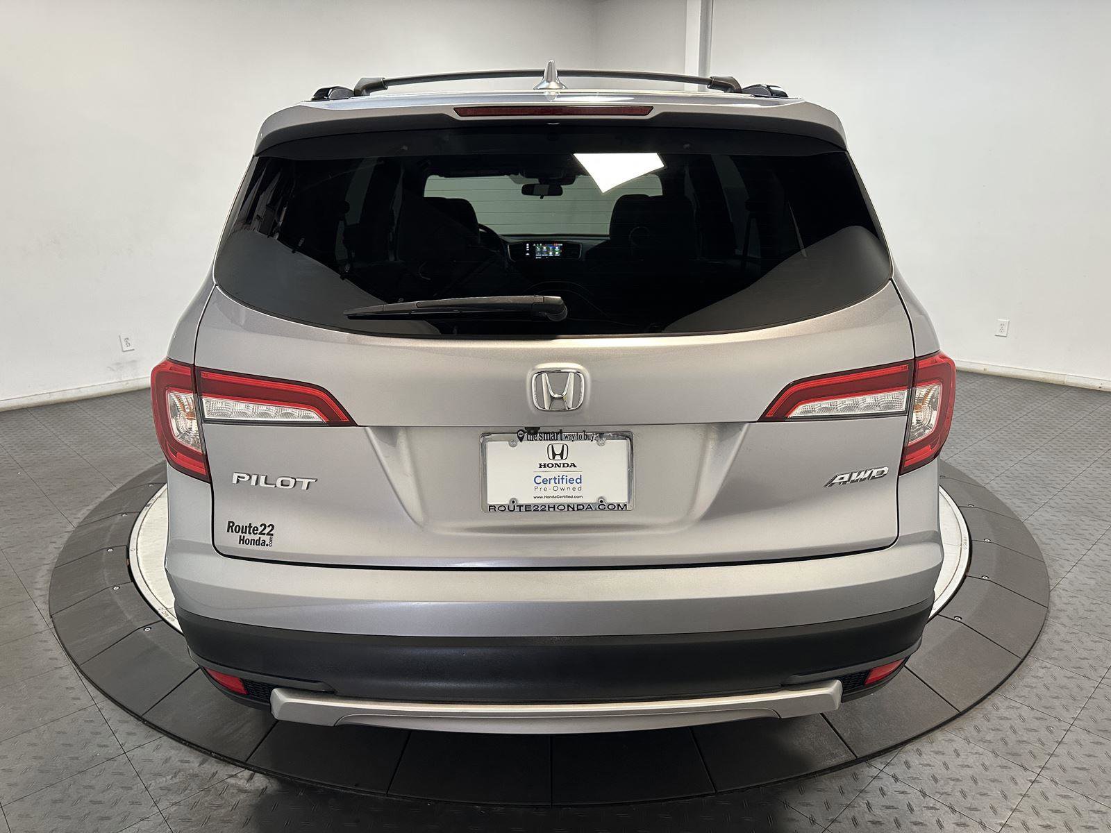 Used 2021 Honda Pilot EX image 11