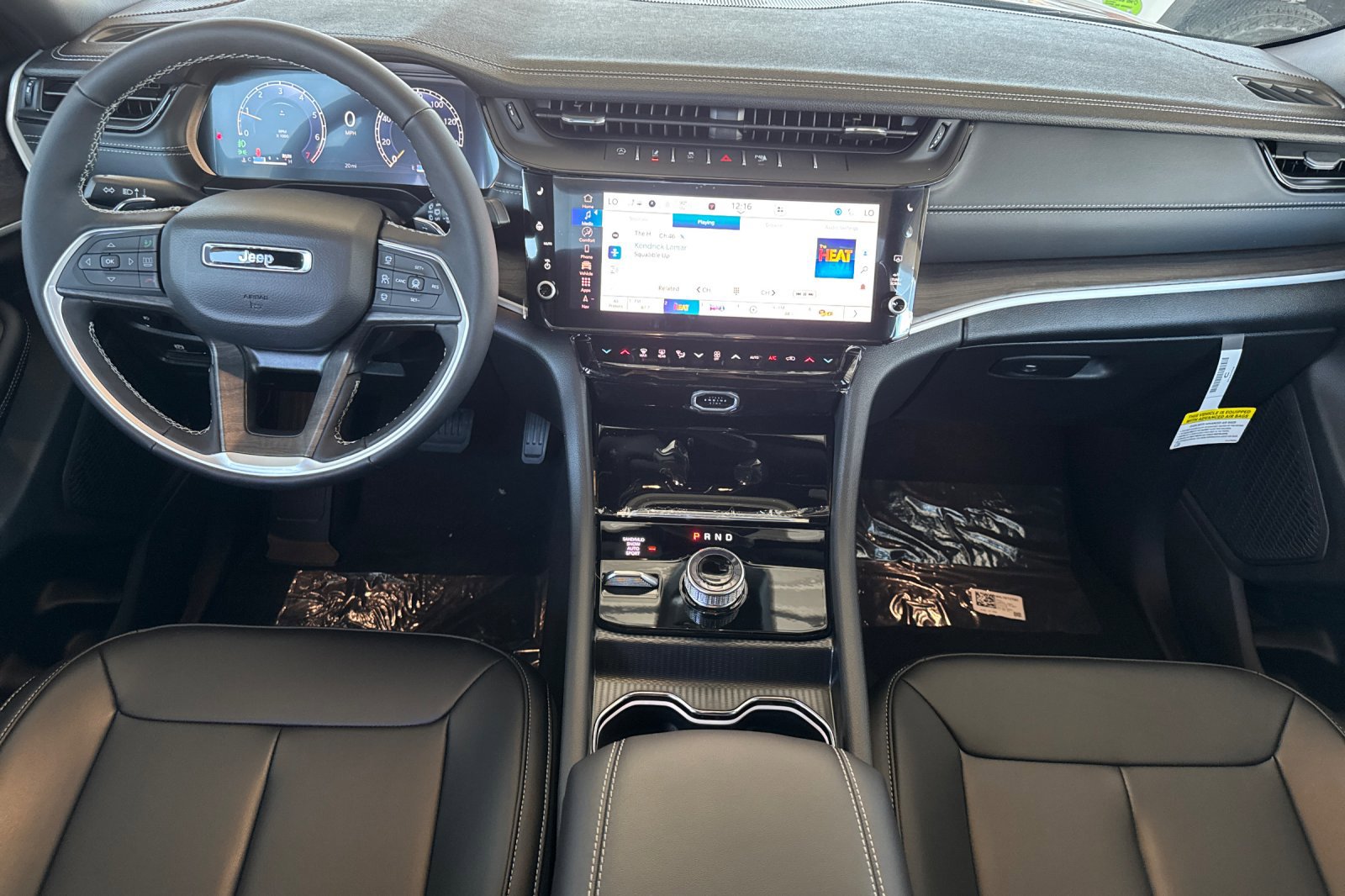 New 2026 Jeep Grand Cherokee Limited AWD/4WD image 12