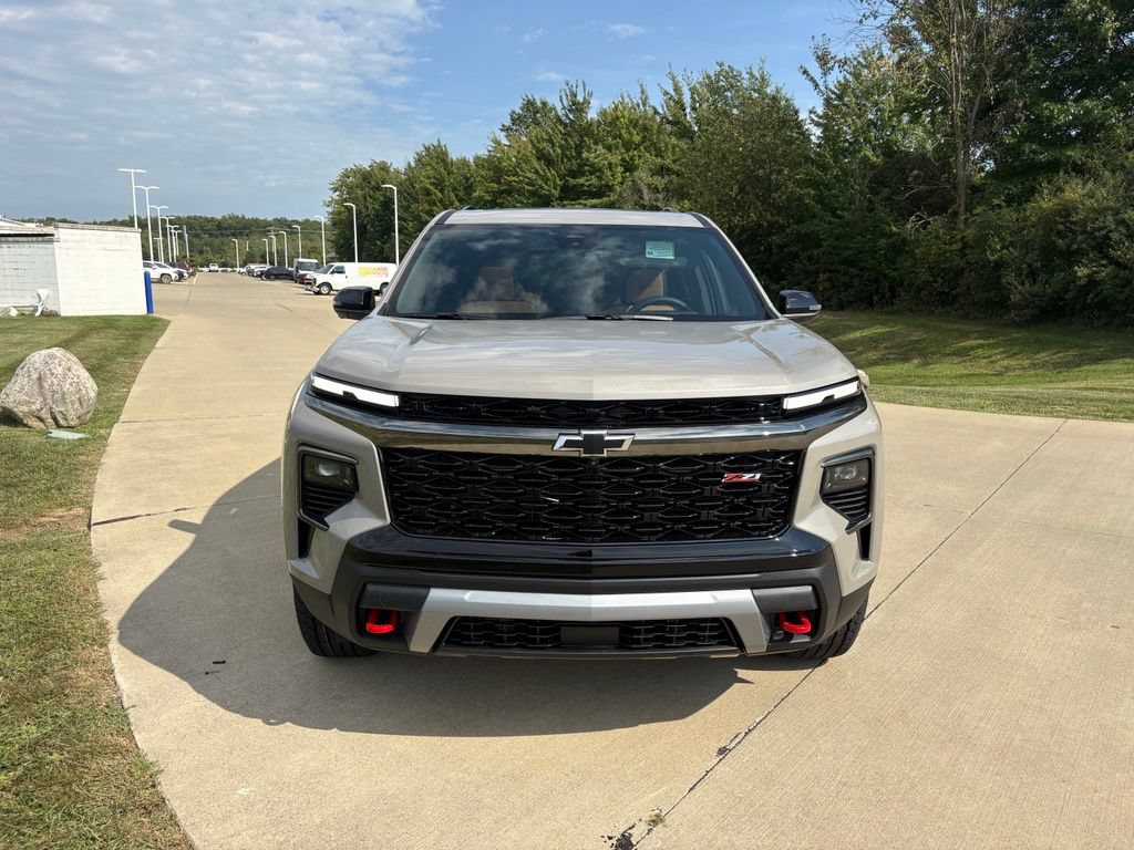 New 2027 Chevrolet Traverse Z71 w/ Driver Confidence Package AWD/4WD image 12