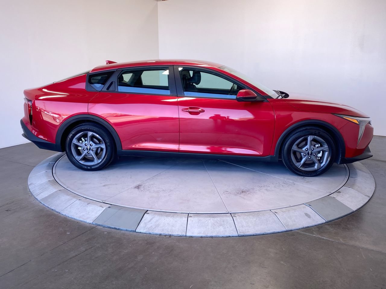 Certified 2025 Kia K4 FWD image 6