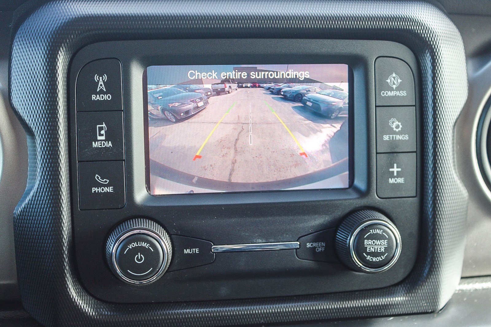 Used 2020 Jeep Wrangler Unlimited Sport S image 25