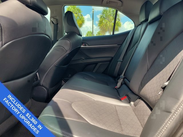 Used 2021 Toyota Camry XSE FWD image 14