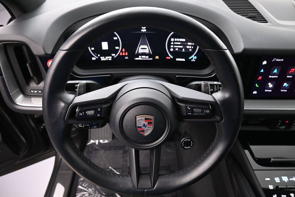 Certified 2024 Porsche Cayenne AWD/4WD image 12