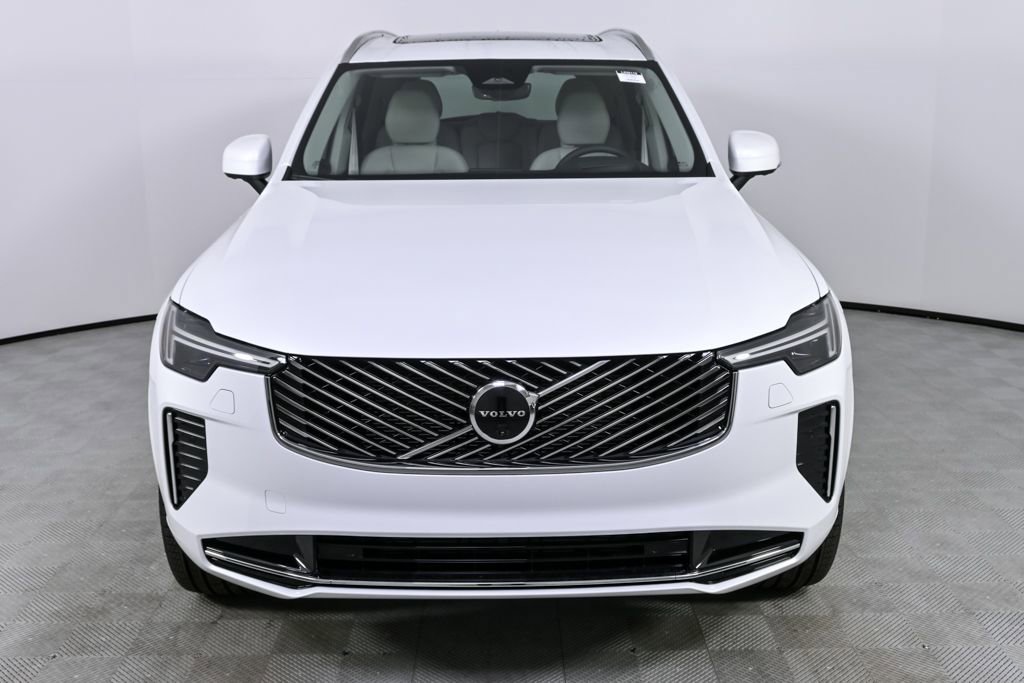 Used 2026 Volvo XC90 B6 Ultra w/ Protection Package AWD/4WD image 39