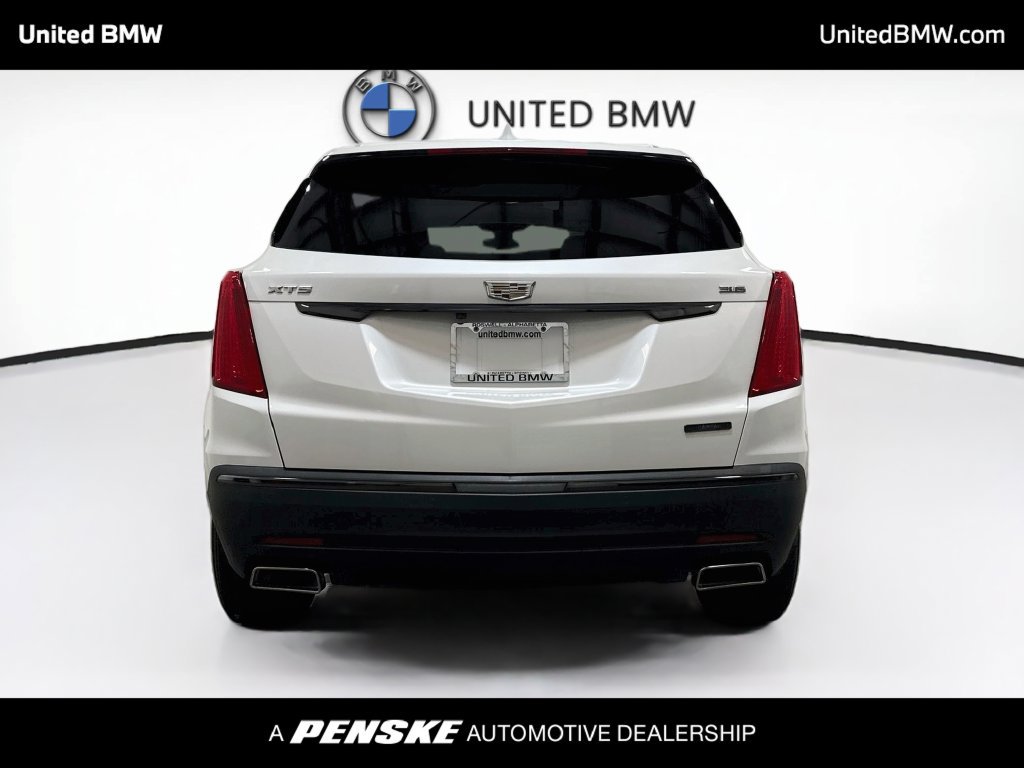 Used 2019 Cadillac XT5 Luxury w/ LPO, Black Ice Package FWD image 6