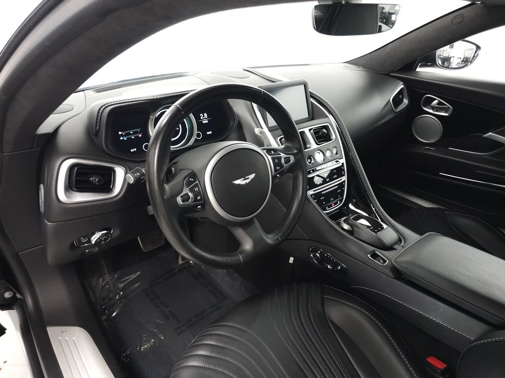 Used 2019 Aston Martin DB11 Coupe RWD image 8