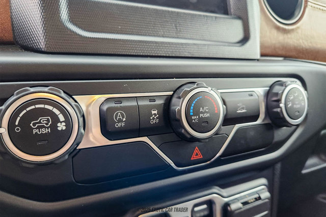 Used 2020 Jeep Gladiator Sport w/ Quick Order Package 24S image 29