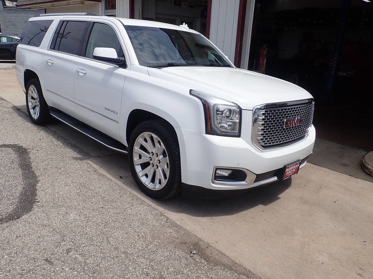 Used 2017 GMC Yukon XL Denali w/ Open Road Package image 31
