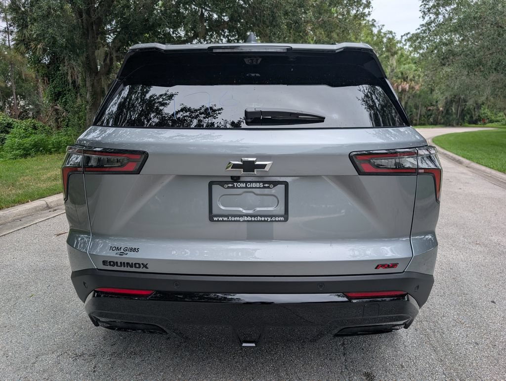 New 2027 Chevrolet Equinox RS w/ Safety and Technology Package FWD image 7