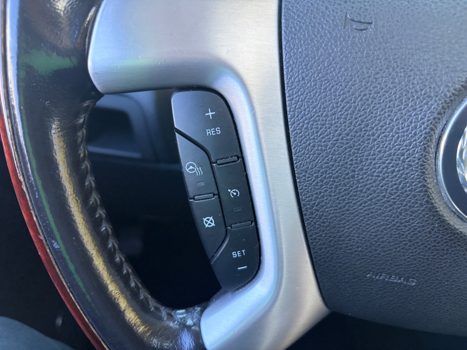 Used 2008 Cadillac Escalade EXT AWD/4WD image 30