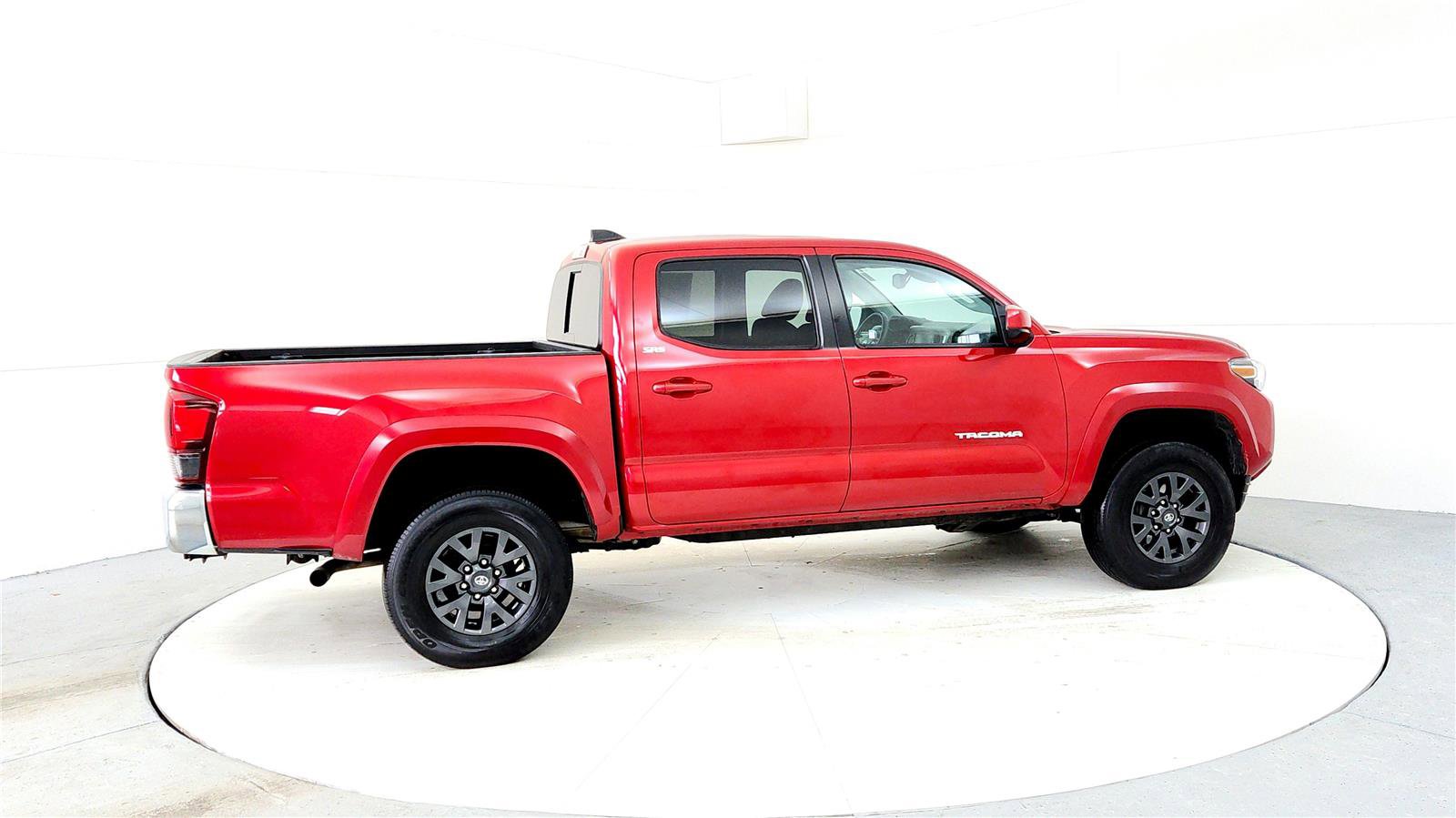 Certified 2023 Toyota Tacoma SR5 image 6