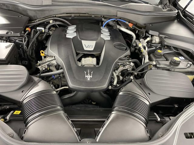 Used 2023 Maserati Levante GT AWD/4WD image 31