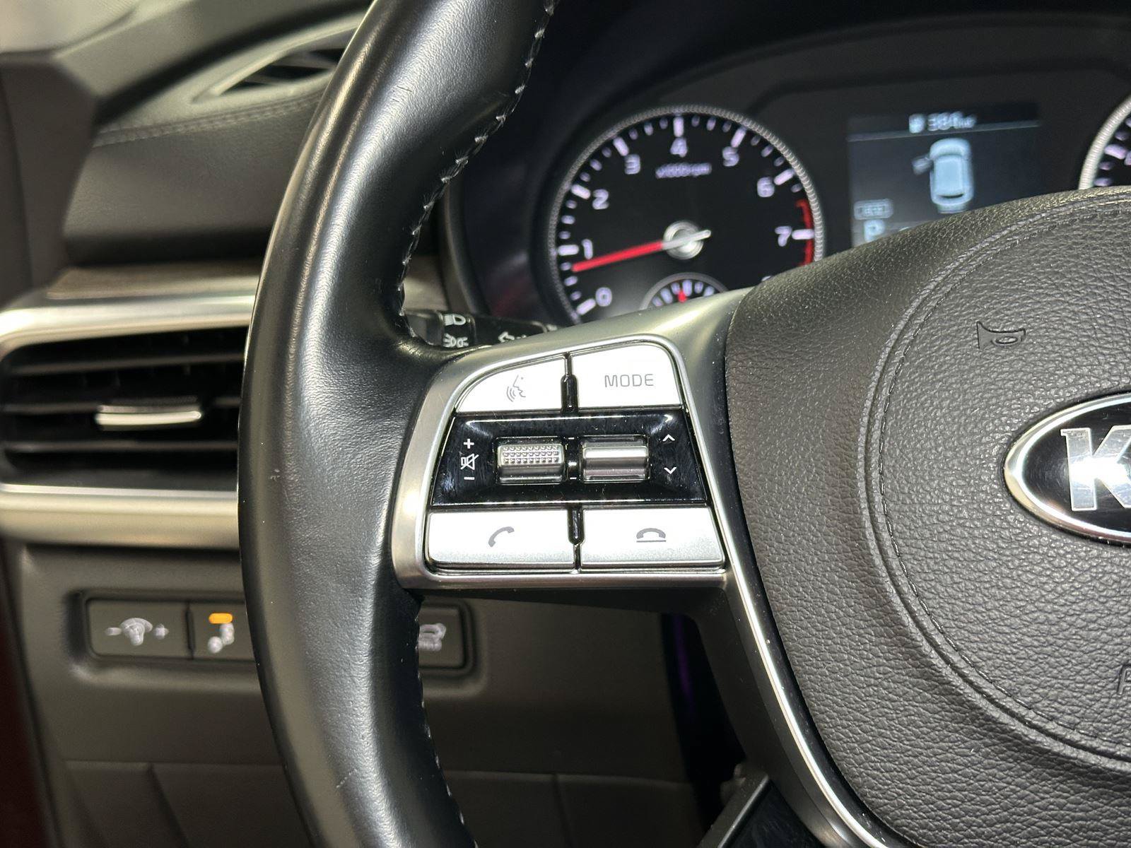 Used 2021 Kia Telluride EX w/ EX Premium Package FWD image 25