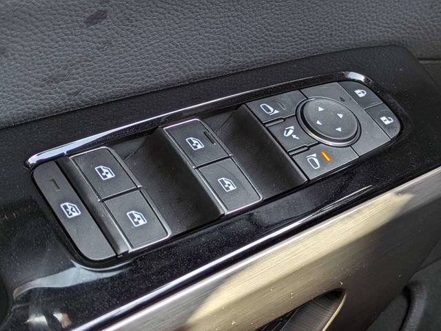 Used 2025 Nissan Pathfinder Platinum w/ Cargo Package AWD/4WD image 29