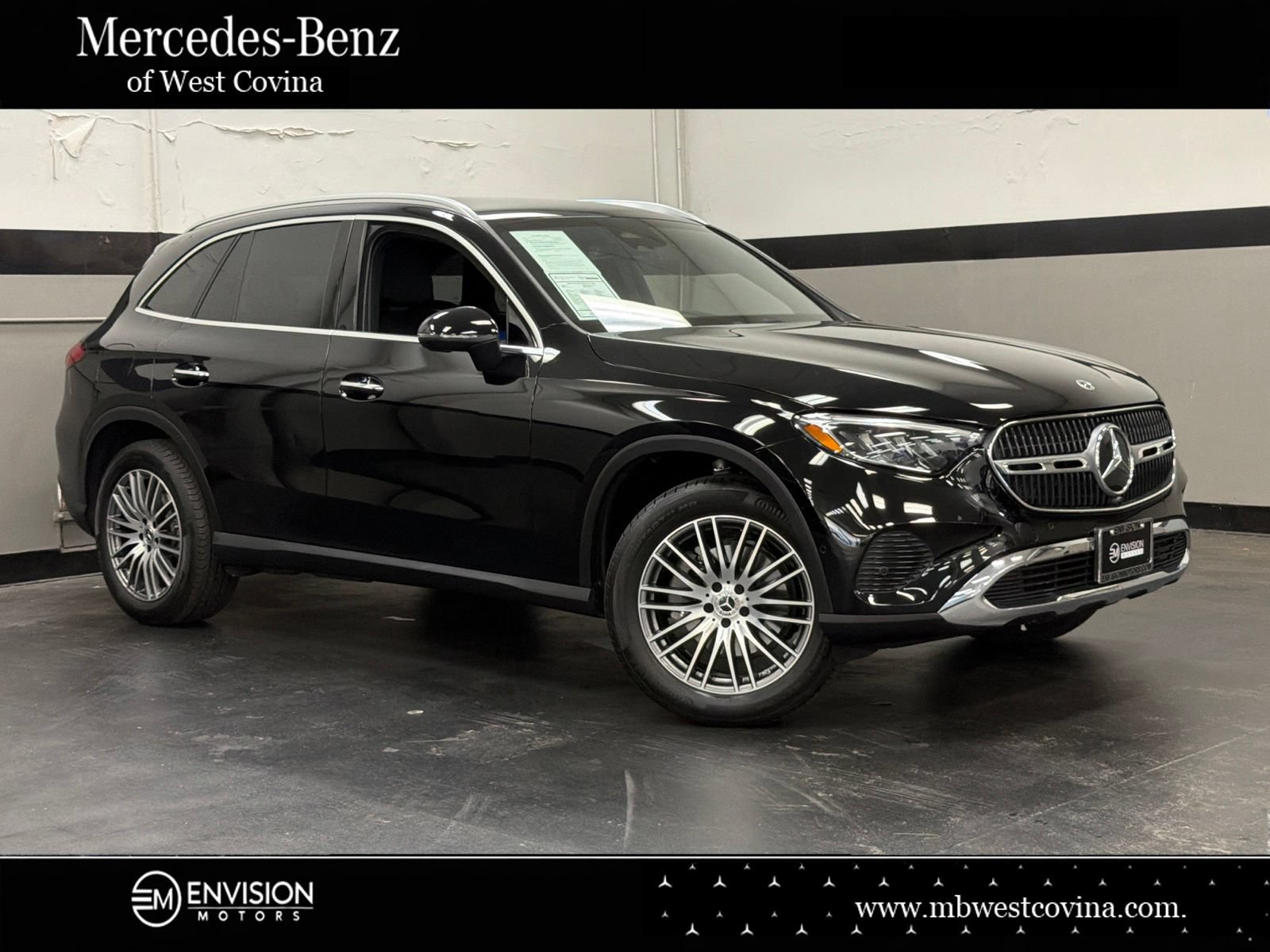 Certified 2026 Mercedes-Benz GLC 300 image 1