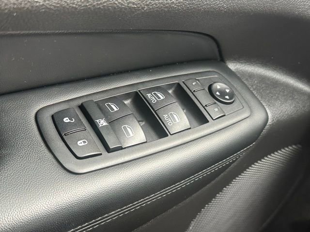 Used 2020 Jeep Grand Cherokee Limited image 19