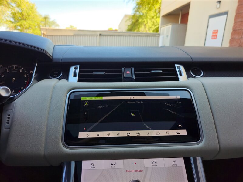 Used 2019 Land Rover Range Rover Sport HSE AWD/4WD image 20