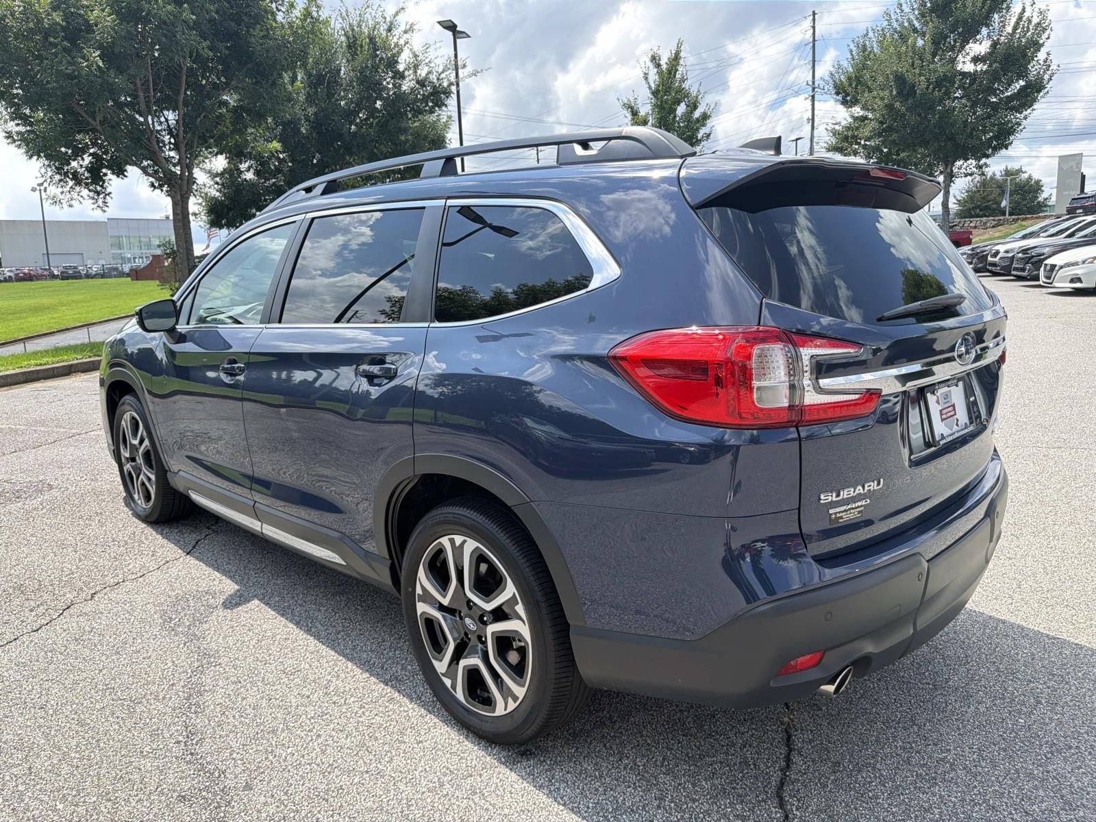 Certified 2023 Subaru Ascent Limited AWD/4WD image 6