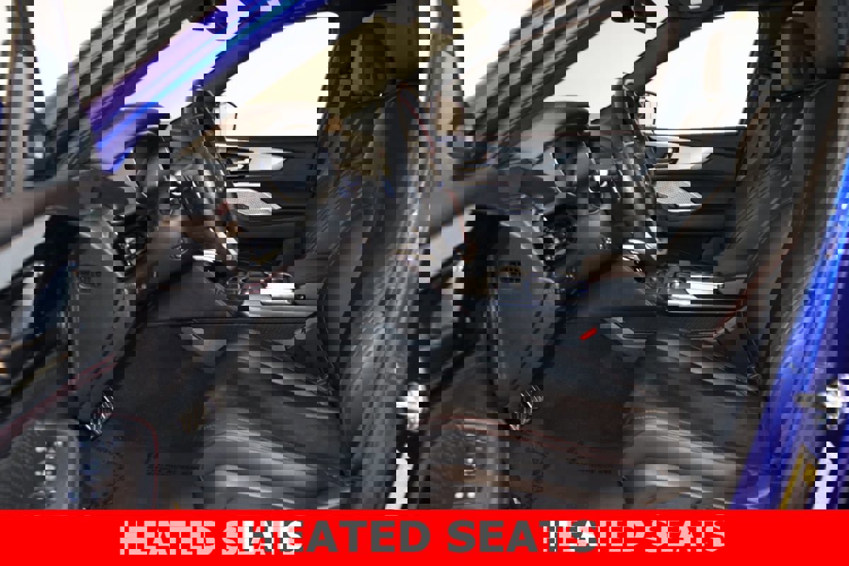 Used 2023 Acura MDX A-Spec image 37