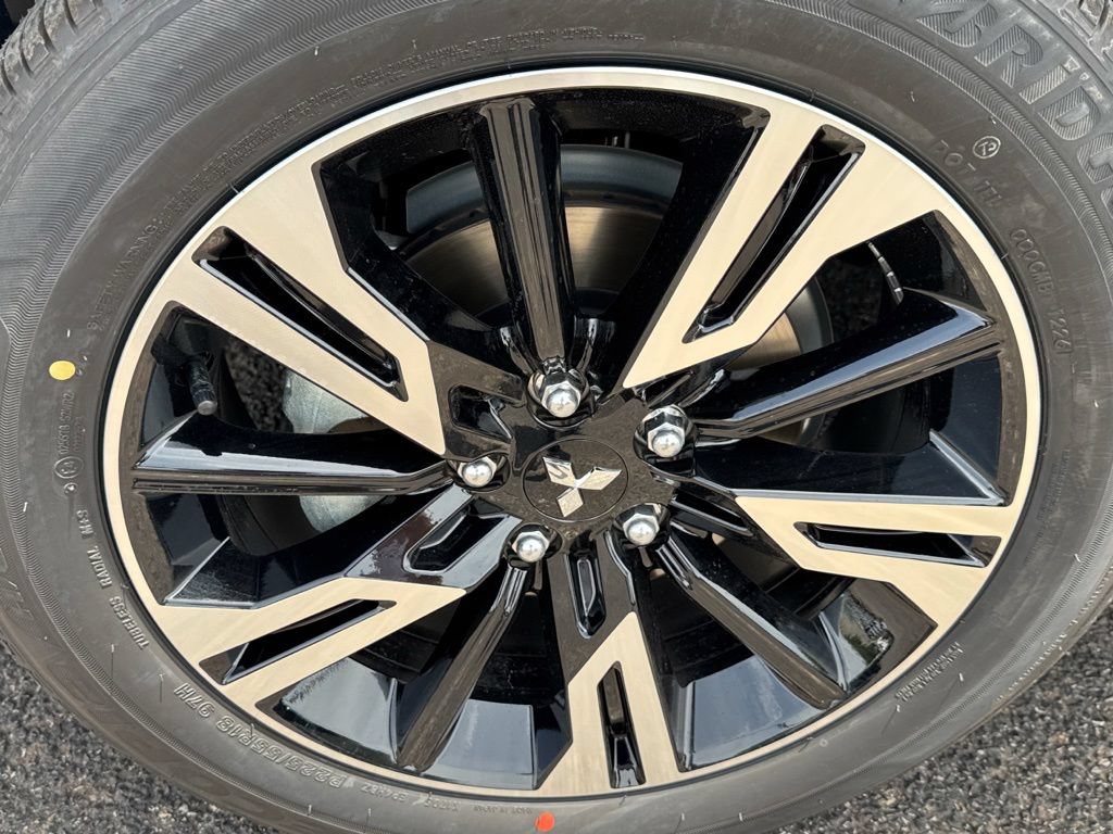 New 2026 Mitsubishi Eclipse Cross SEL AWD/4WD image 43