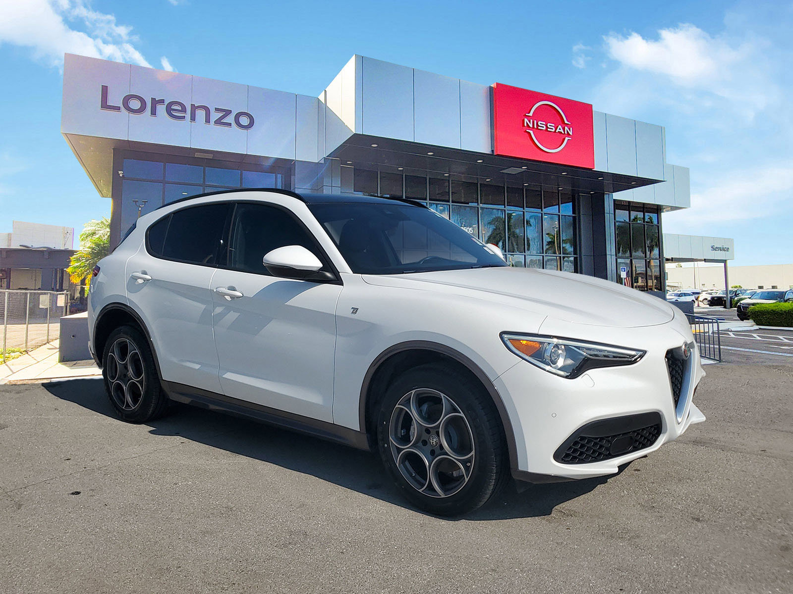 Used 2022 Alfa Romeo Stelvio Ti w/ Active Assist Plus Package image 3