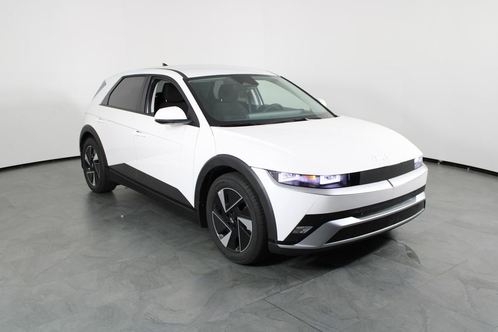 New 2025 Hyundai Ioniq 5 SE image 9