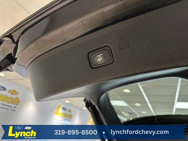 Used 2023 Ford Edge SEL w/ Convenience Package image 18