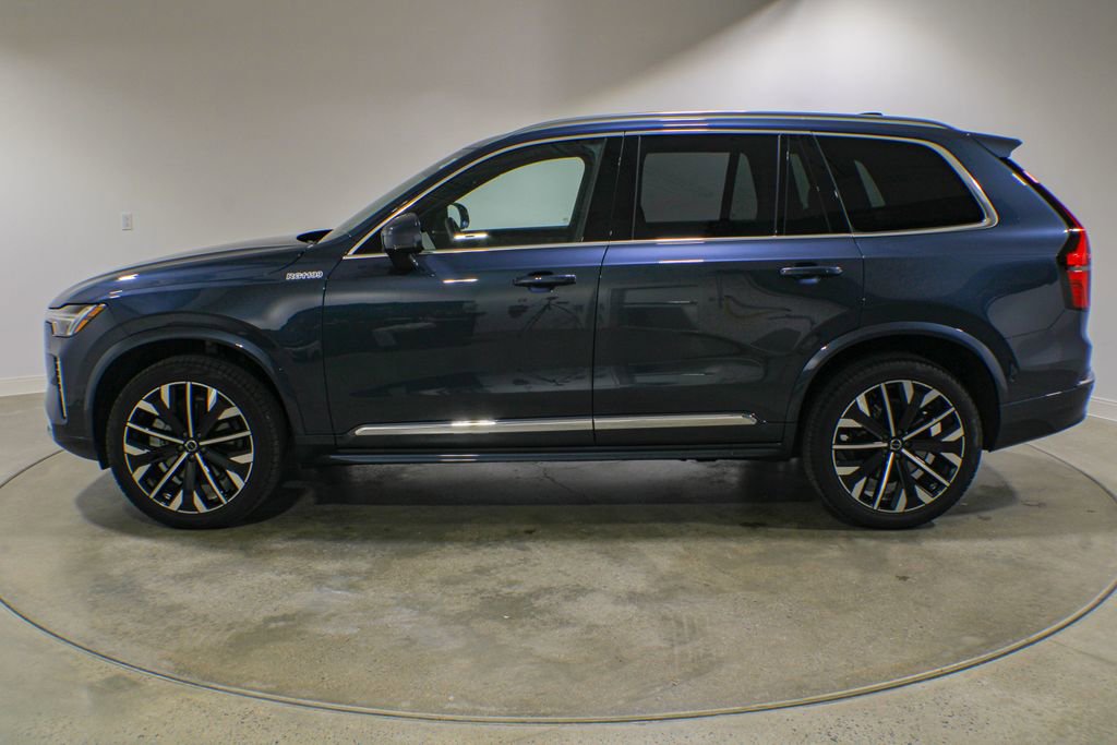 Used 2026 Volvo XC90 B6 Plus w/ Protection Package AWD/4WD image 2