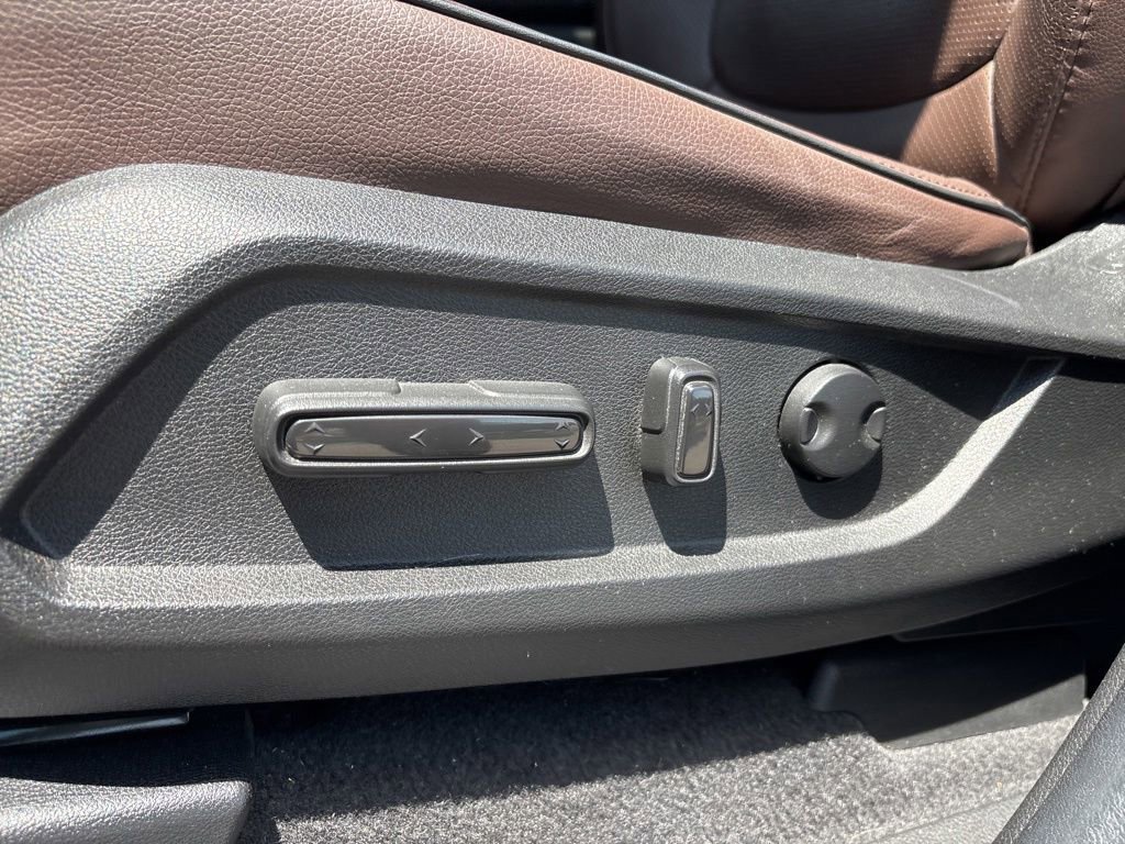 Used 2023 Honda Pilot Elite image 21