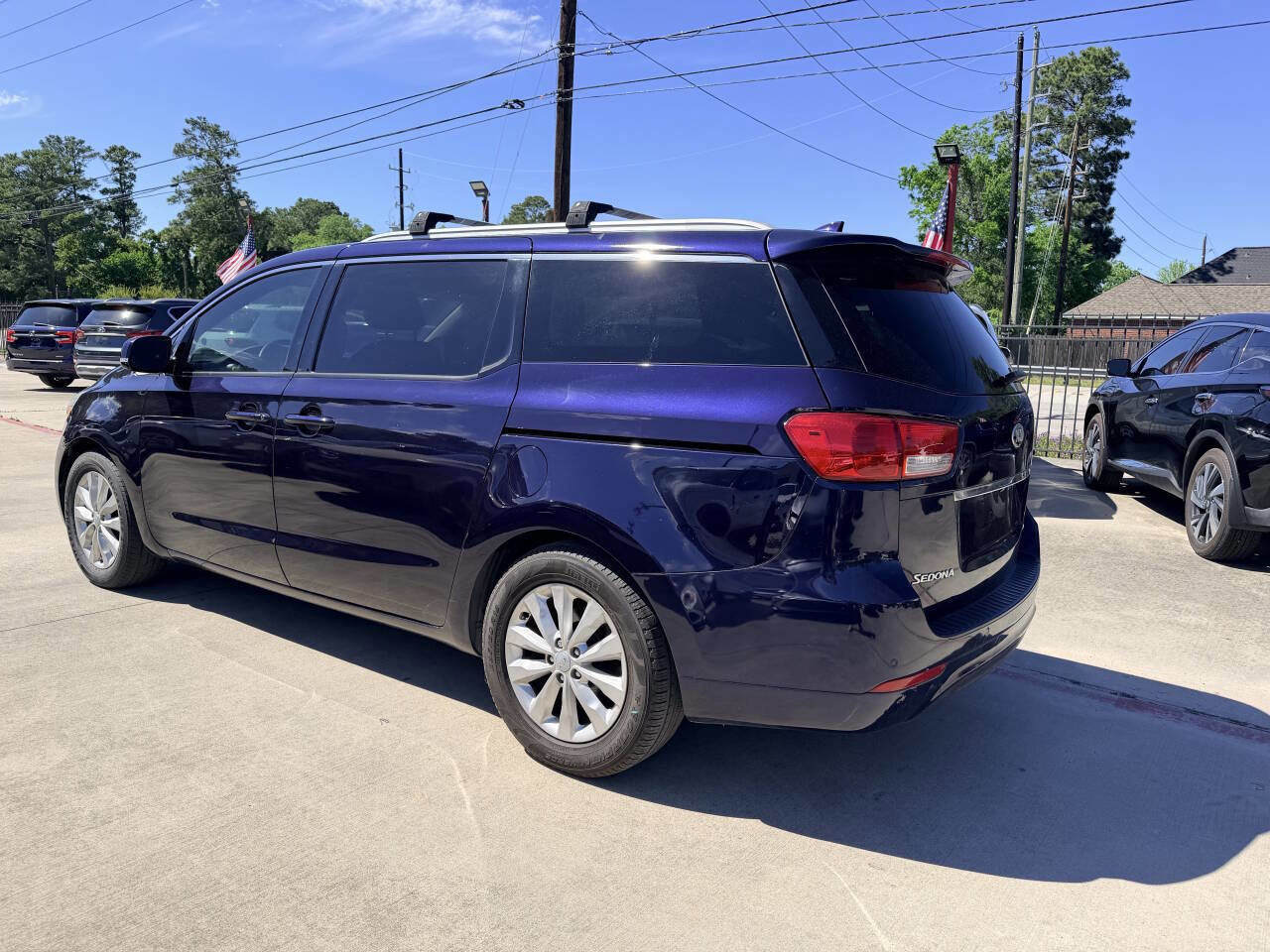 Used 2018 Kia Sedona EX image 6